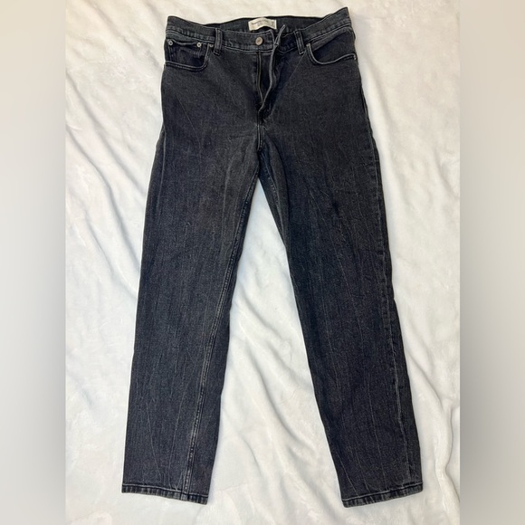 Abercrombie & Fitch Mom Jeans SIZE 6L - Picture 2 of 3